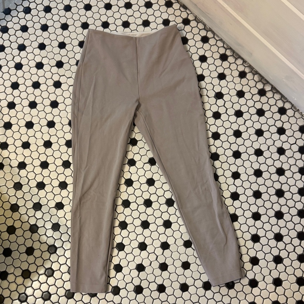 Gray High-Waisted Pants